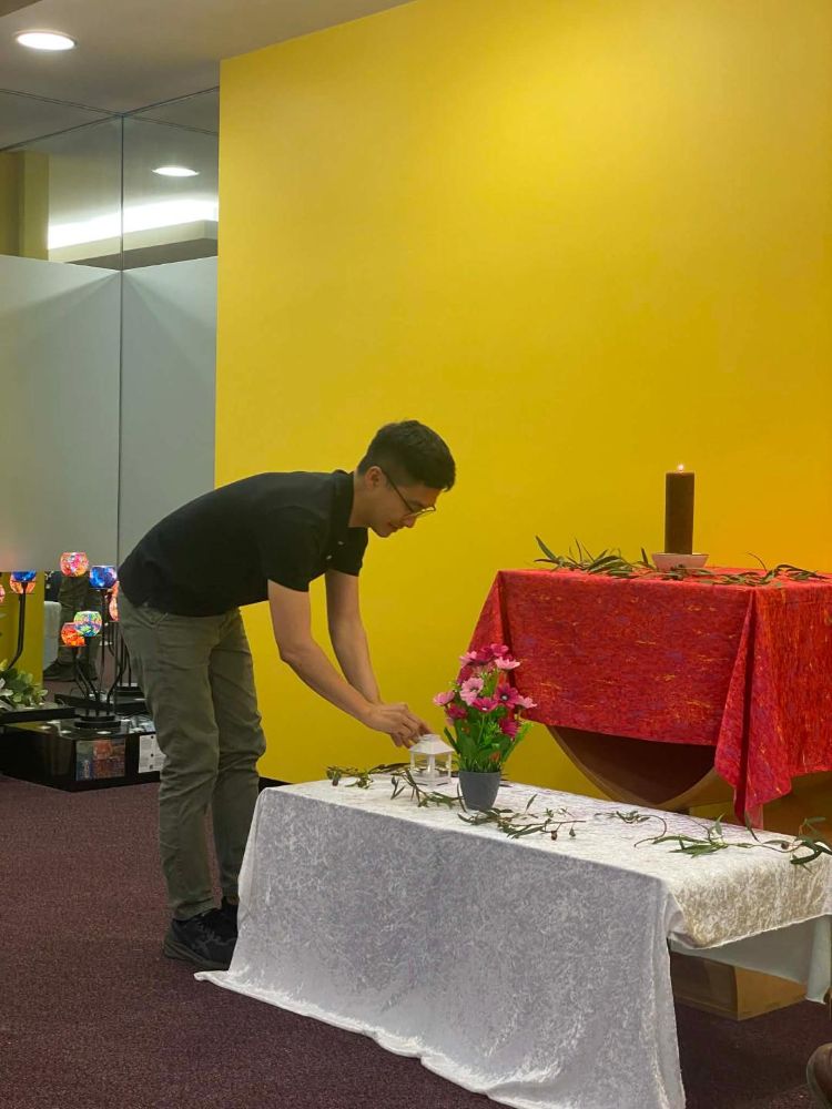 trieu altar.jpg use